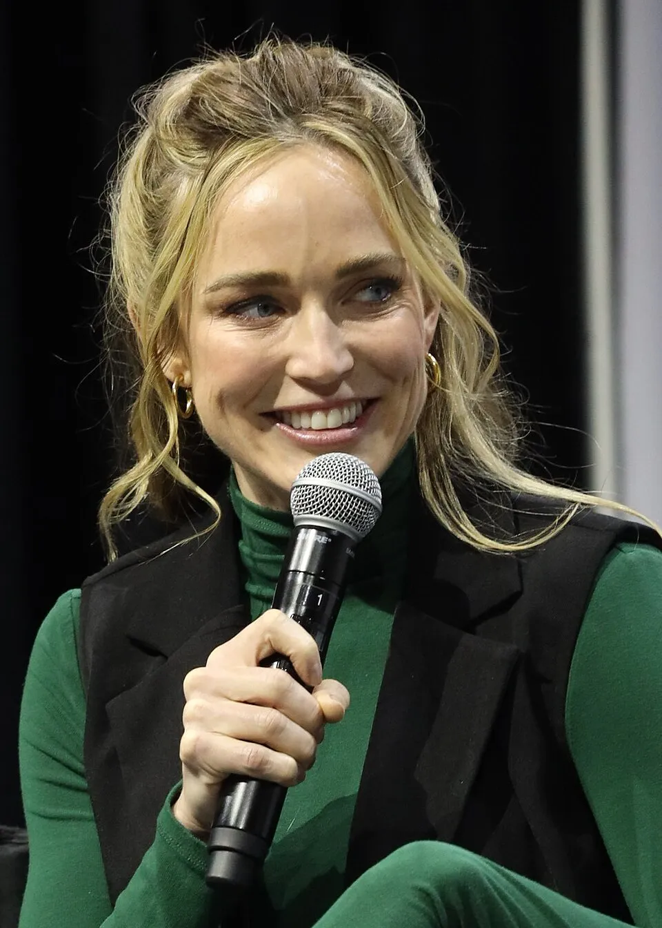 Caity Lotz